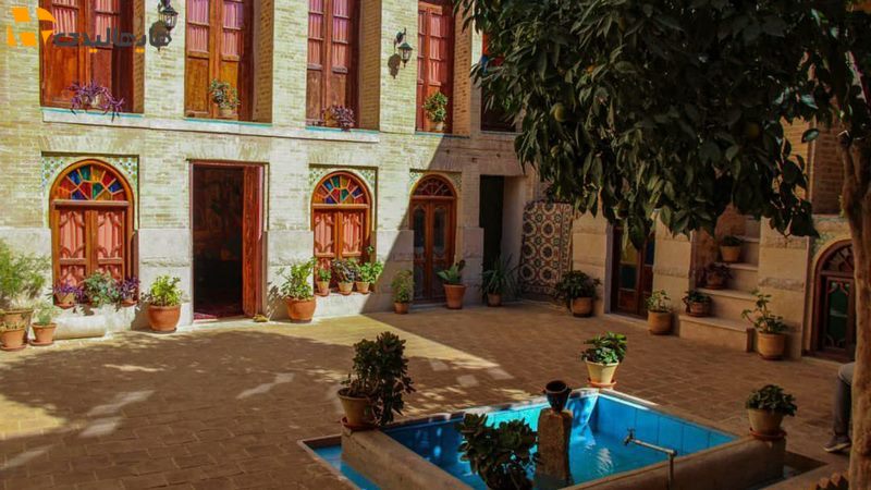 اقامتگاه بوم گردی لوتوس