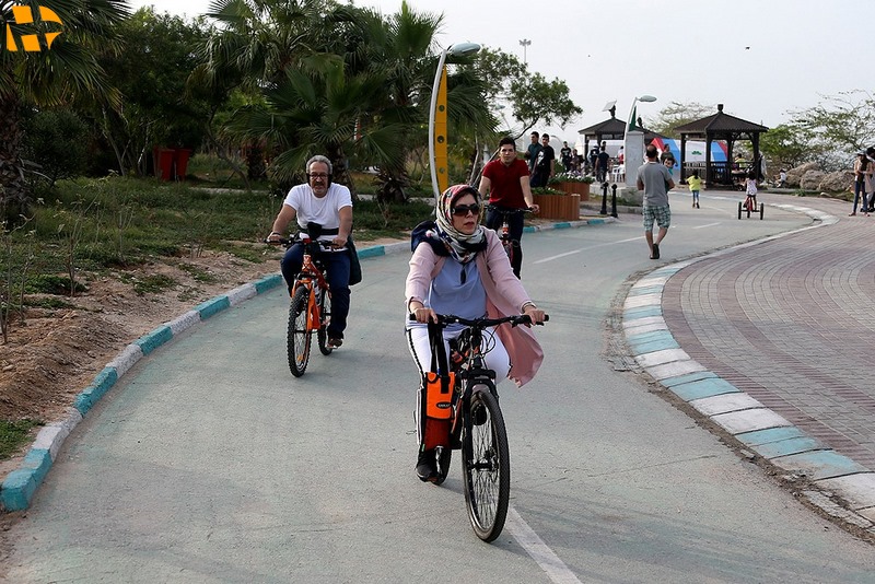 دوپرخه سواری کیش