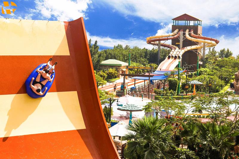 تم پارک آبی اوشن کیش