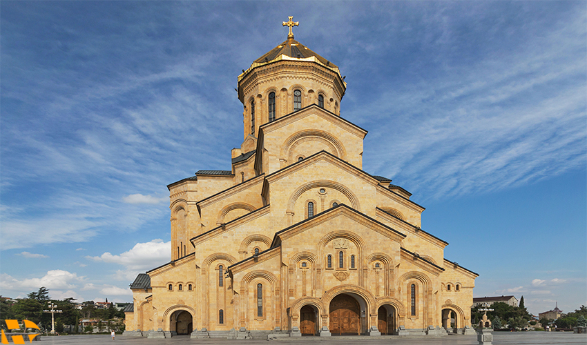کلیسای جامع تثلیث یا سامبا تفلیس